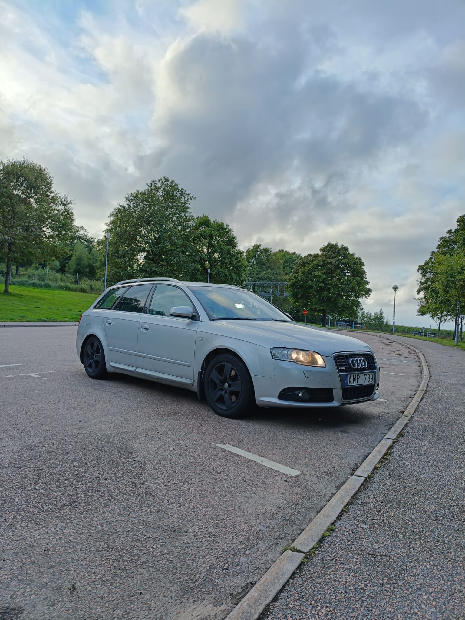 Audi A4 2.0 TDI DPF 2007, bild 2/10