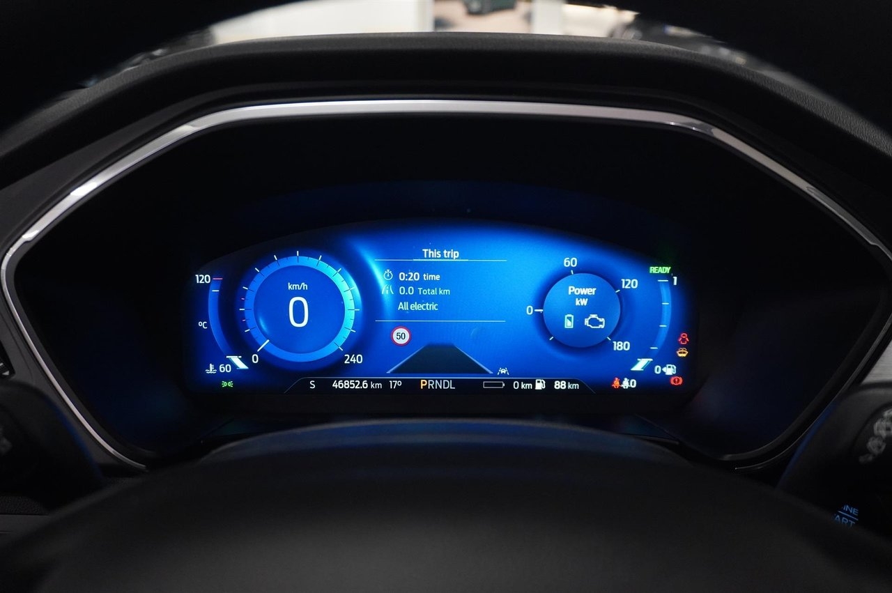 Ford Kuga 2023, bild 9/10