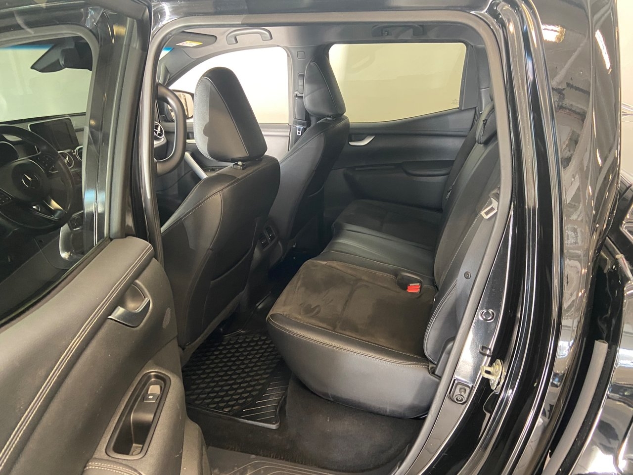 Mercedes-Benz X 2019, bild 3/10