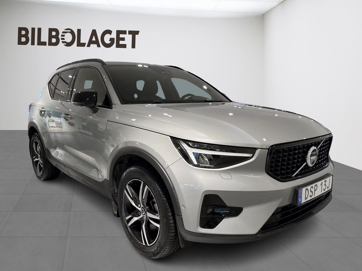 Volvo XC40 B3 Plus Dark 2025, bild 2/10