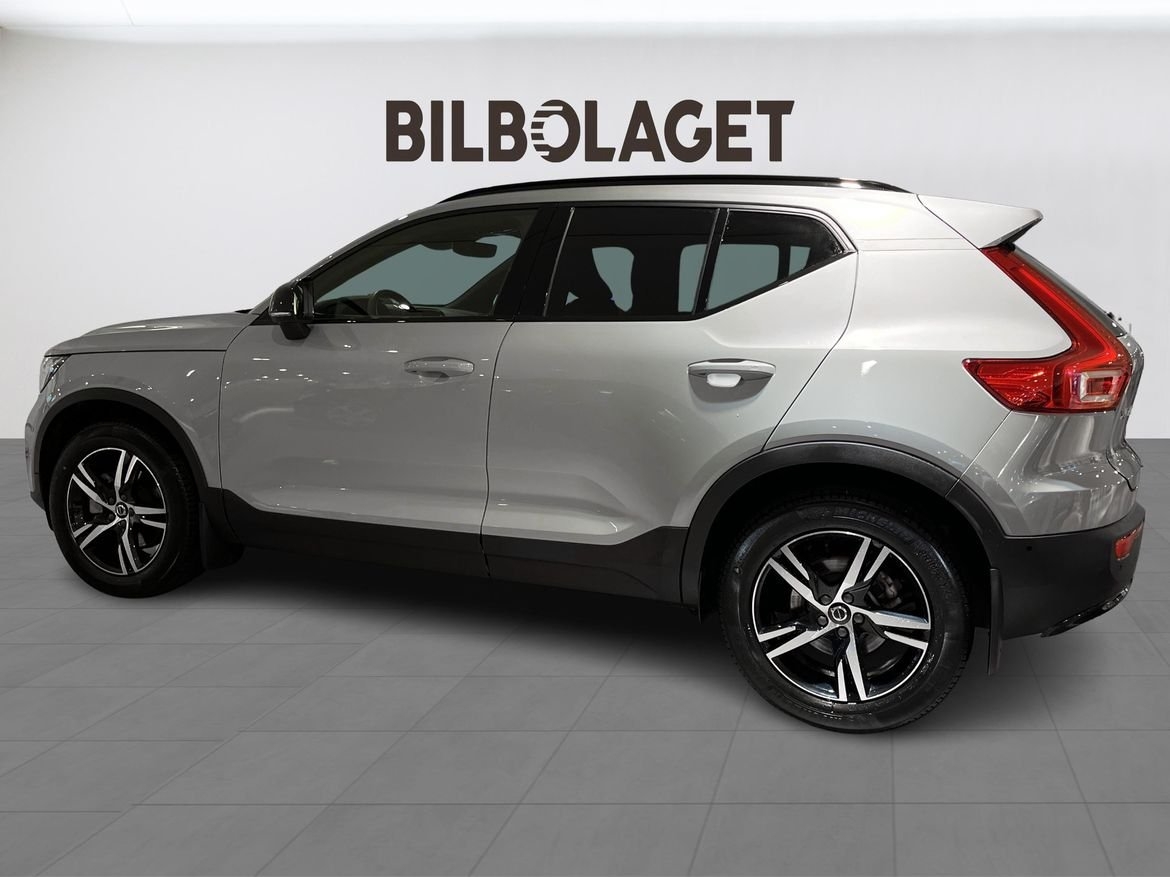 Volvo XC40 B3 Plus Dark 2025, bild 3/10