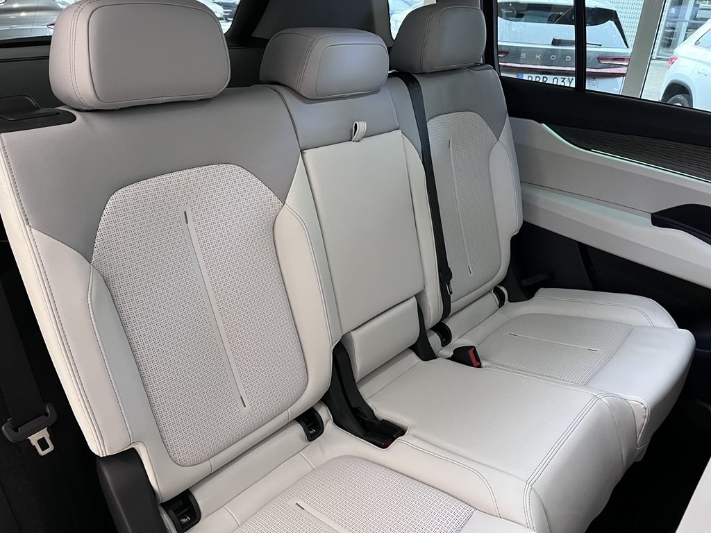Skoda Peaq 90x Selection 2027, bild 6/8