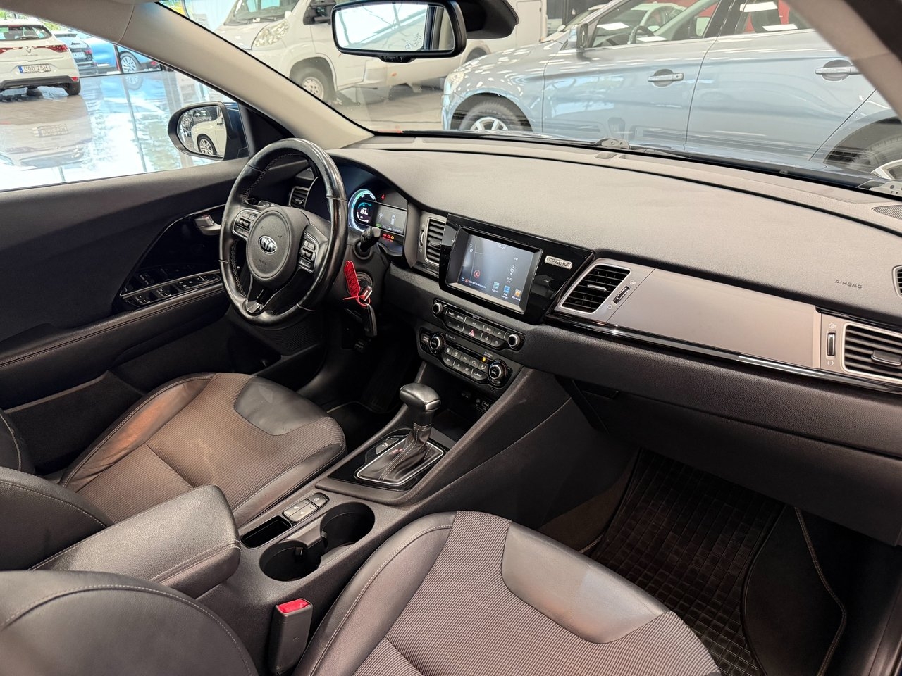 Kia Niro 1.6 GDI Hybrid Advance Plus 2017, bild 5/10