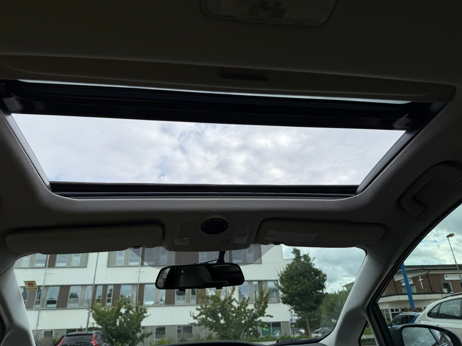 Toyota Prius 1.8 Hybrid 2011, bild 6/7