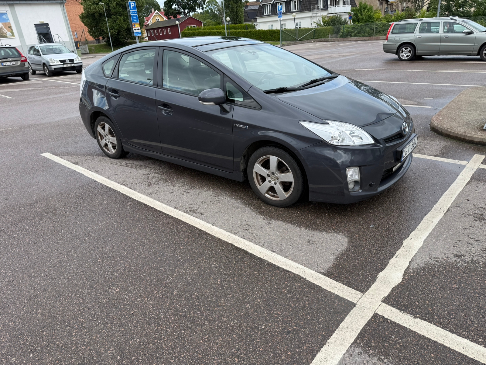 Toyota Prius 1.8 Hybrid 2011, bild 3/7