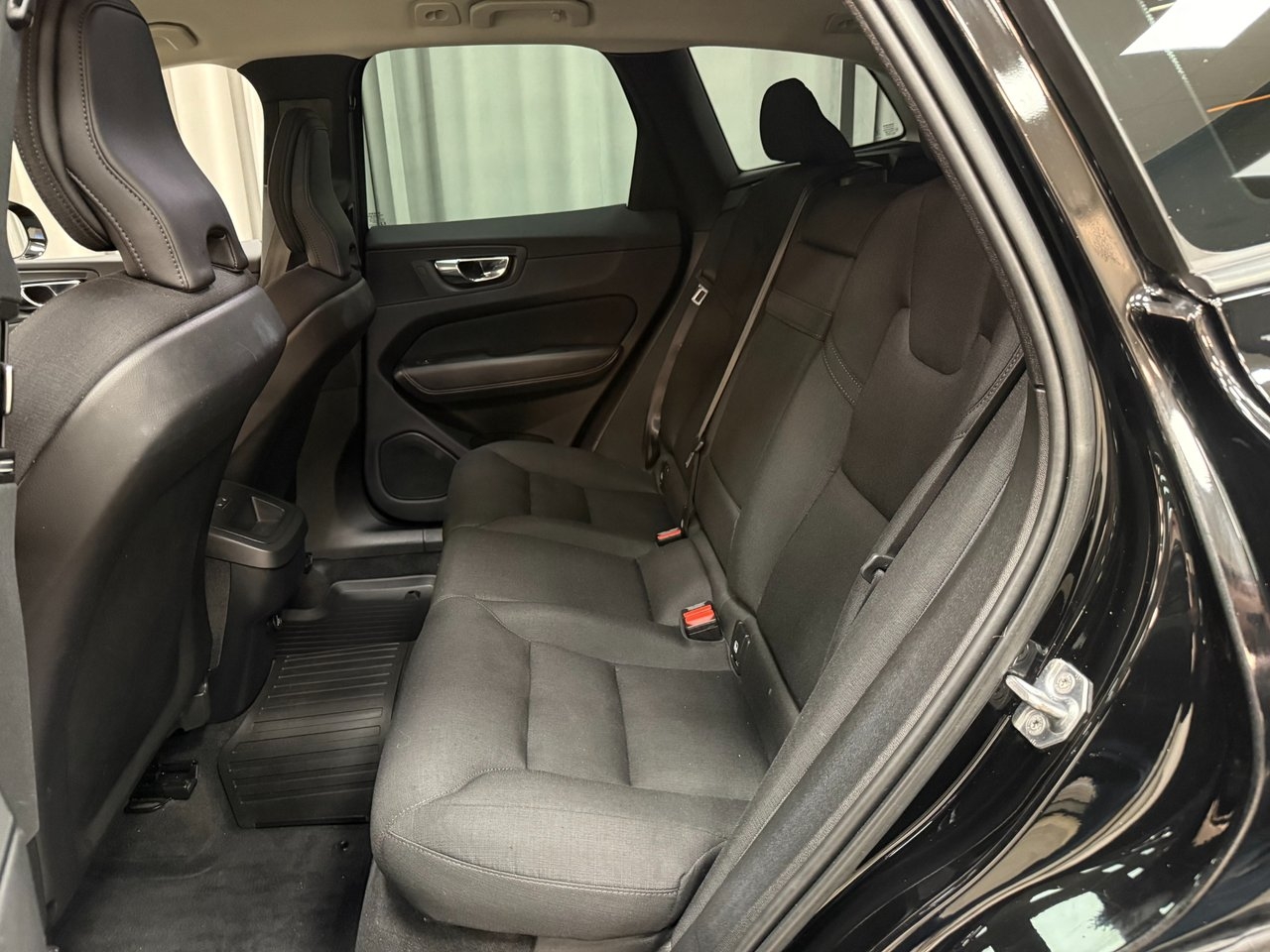 Volvo XC60 B4 Diesel Momentum 2020, kuva 6/10