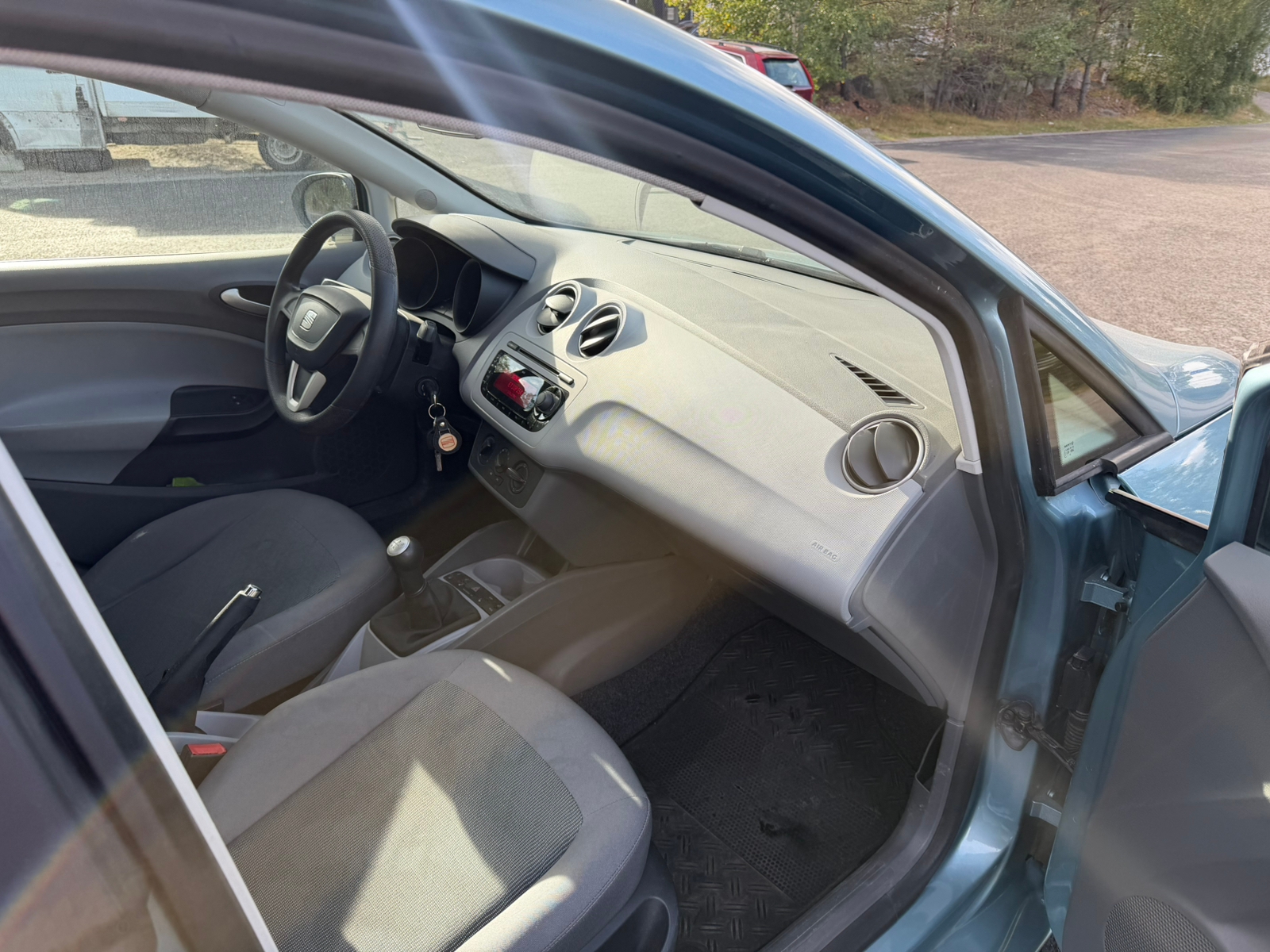 Seat Ibiza 1.4 16V 2010, kuva 6/8