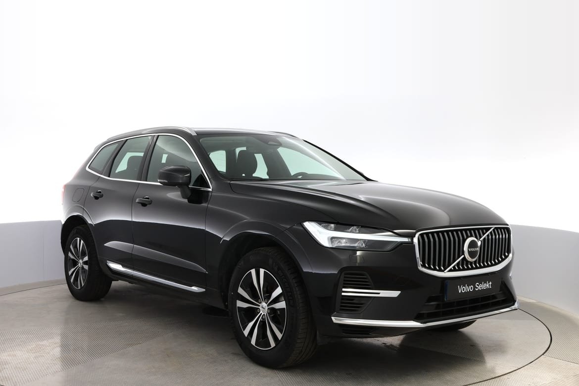 Volvo XC60 T6 Core Special Edition 2025, photo 6/10