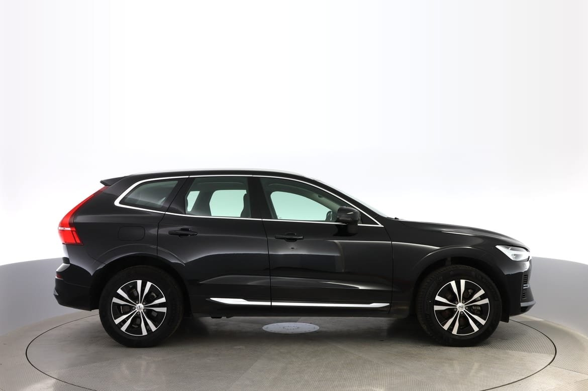 Volvo XC60 T6 Core Special Edition 2025, photo 5/10