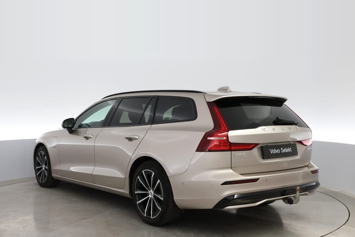 Volvo V60 T6 Plus Dark Nordic 2026, bild 3/10