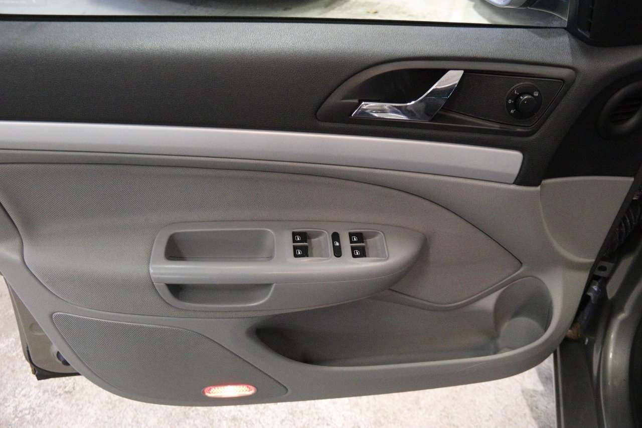 Skoda Octavia Ambiente 2011, bild 7/10