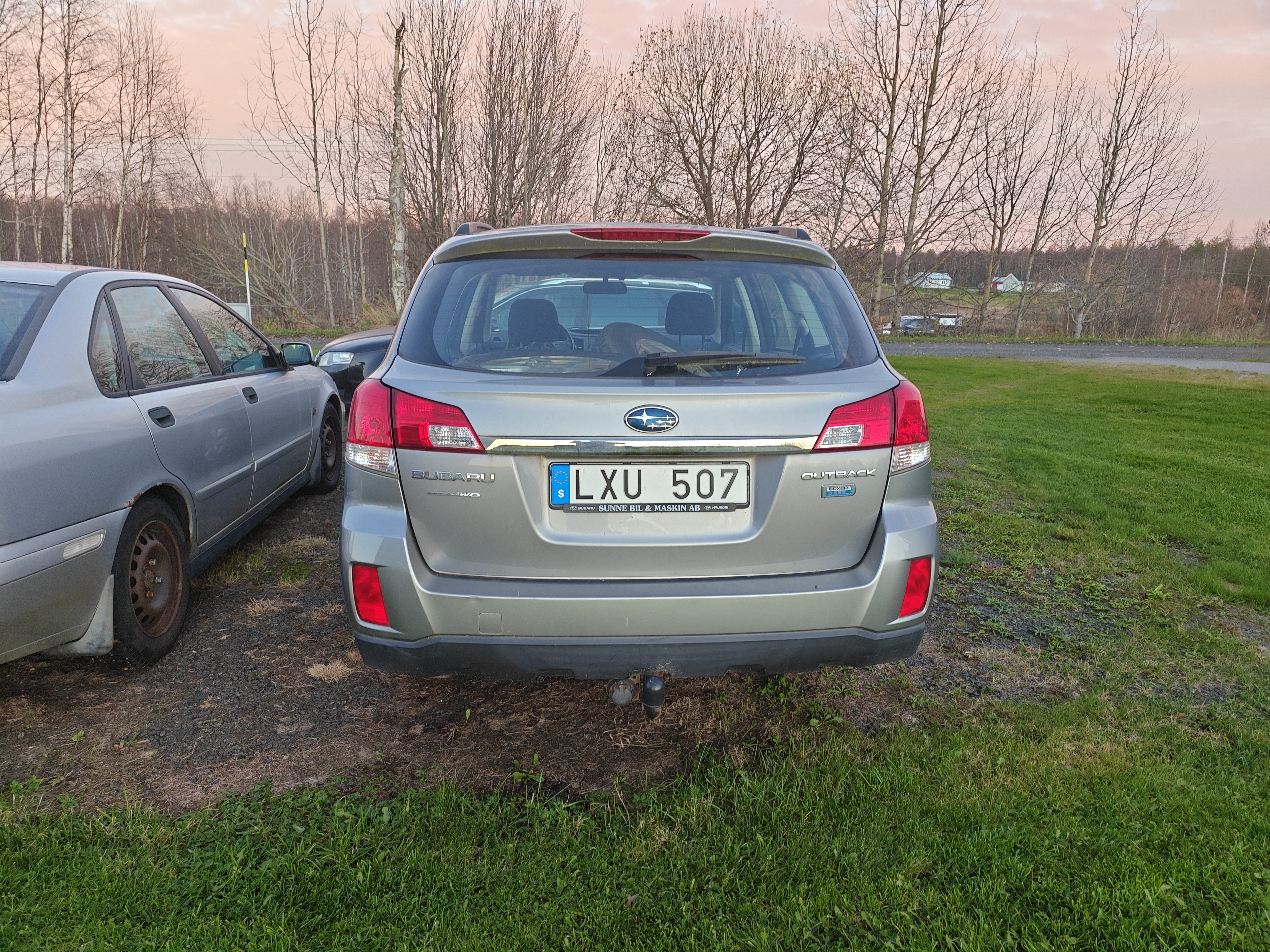 Subaru Outback 2.0D 2011, bild 4/6