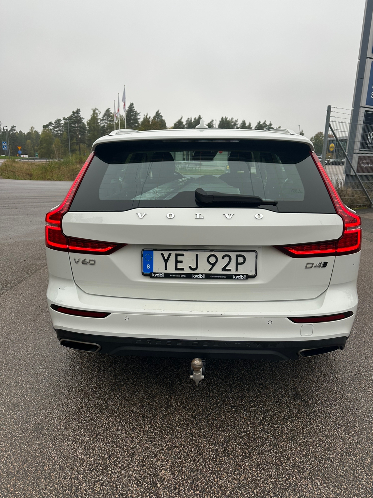 Volvo V60 Cross Country D4 2019, bild 6/10