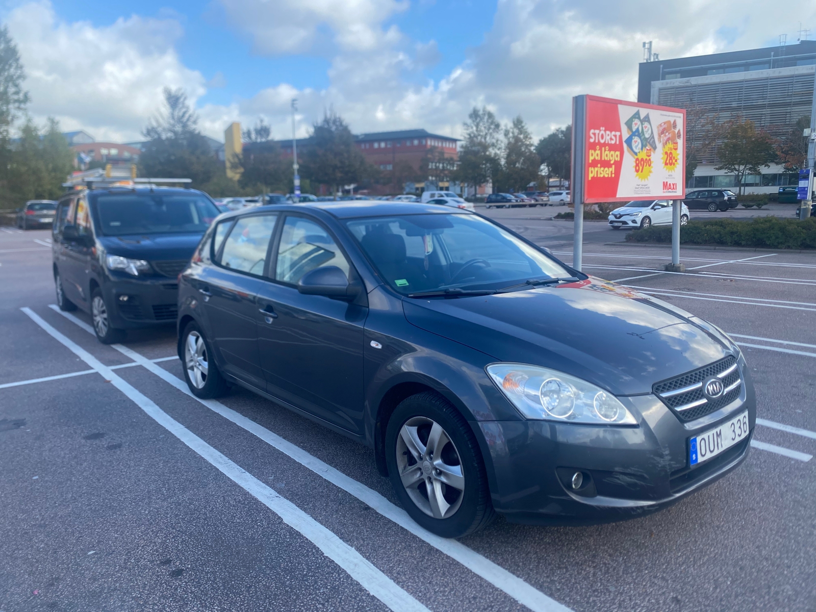 Kia Ceed 1.6 CRDi 90 2009, bild 2/6