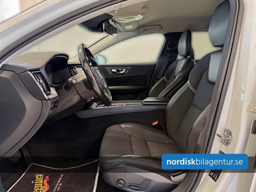 Volvo V60 Cross Country D4 Momentum 2019, bild 6/10