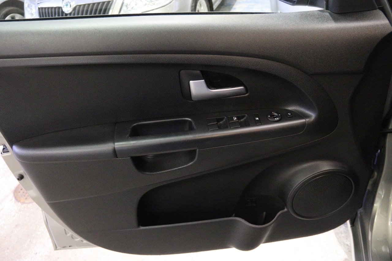 Kia Venga 1.6 2012, bild 7/10