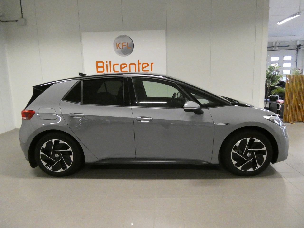 Volkswagen ID.3 Pro Performance 2023, bild 3/10