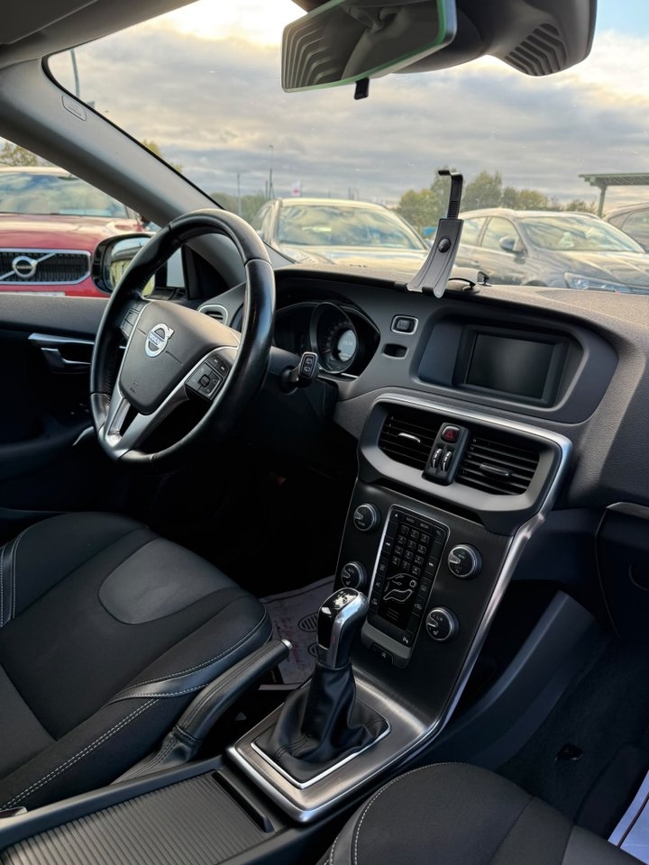 Volvo V40 D2 Your Momentum Euro 5 2015, bild 6/10