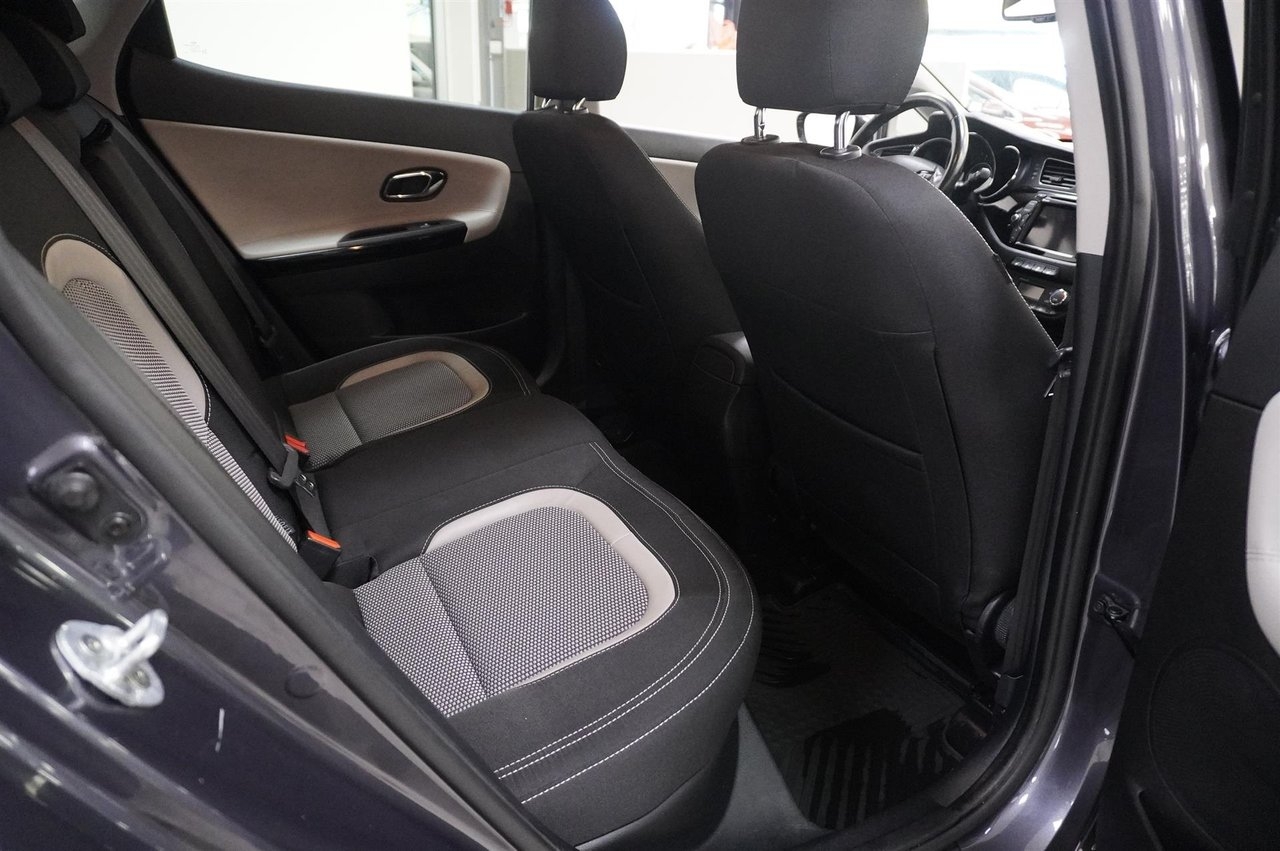 Kia Ceed 2015, bild 6/8