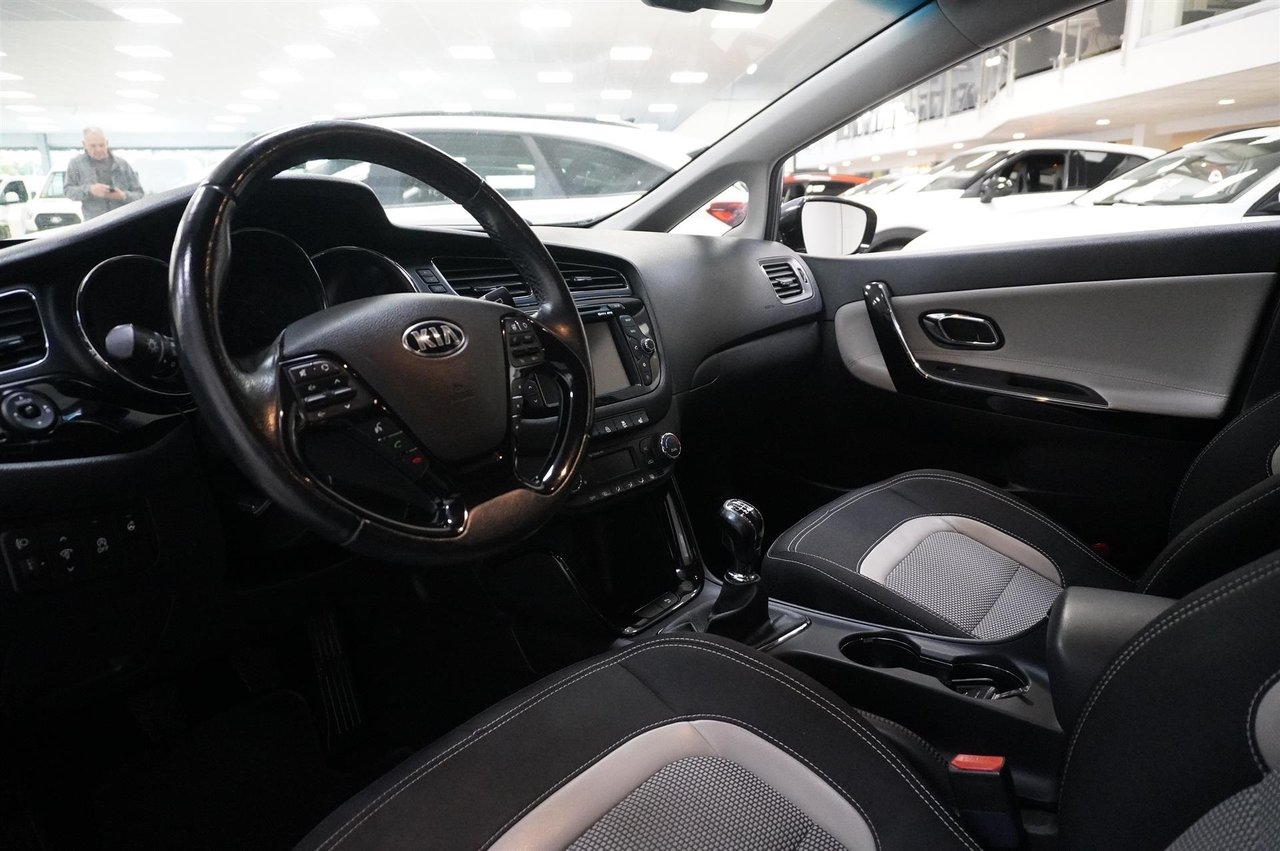 Kia Ceed 2015, bild 2/8