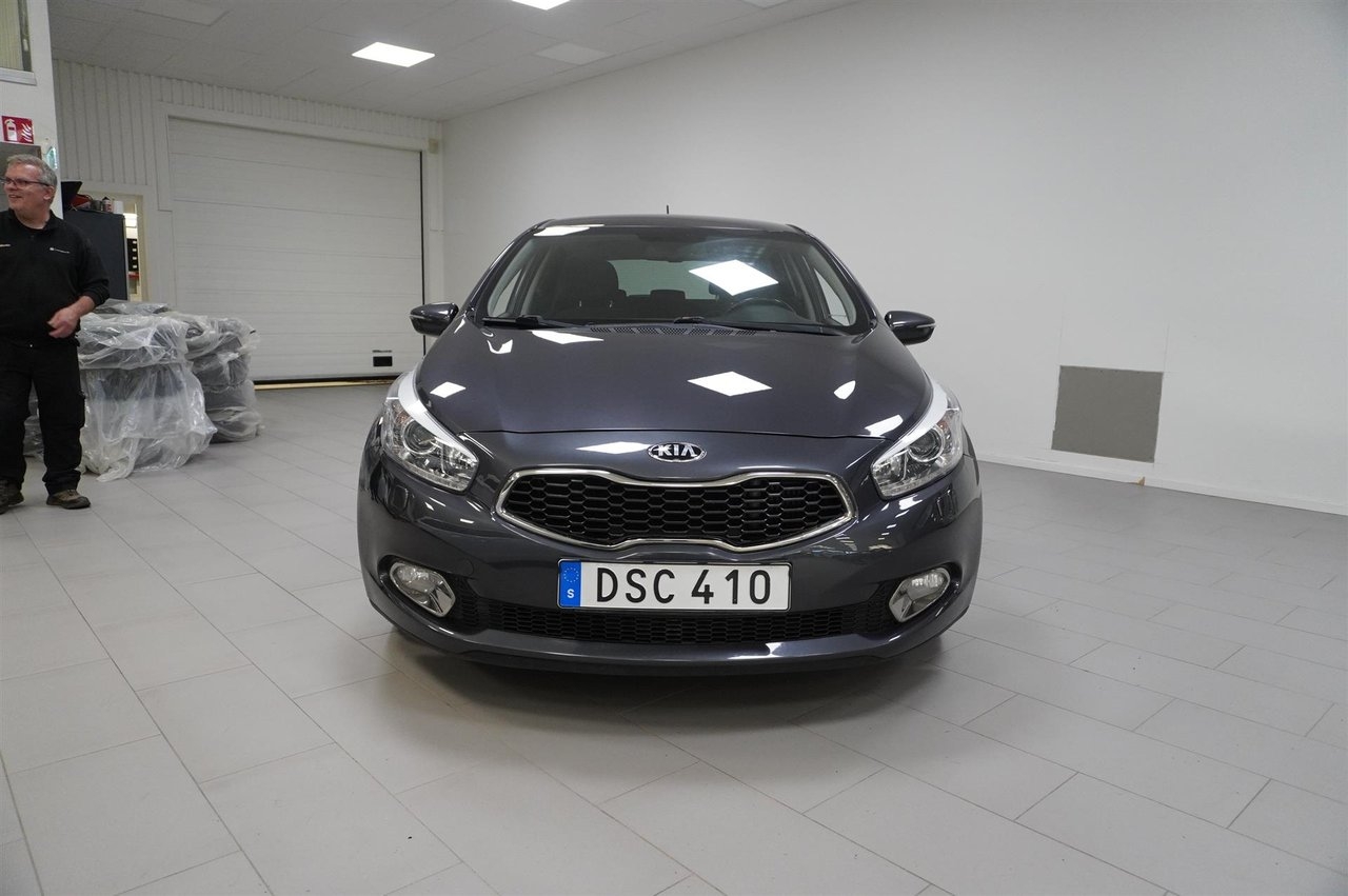 Kia Ceed 2015, bild 7/8
