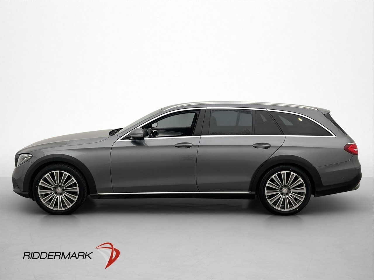 Mercedes-Benz E 2017, photo 5/10