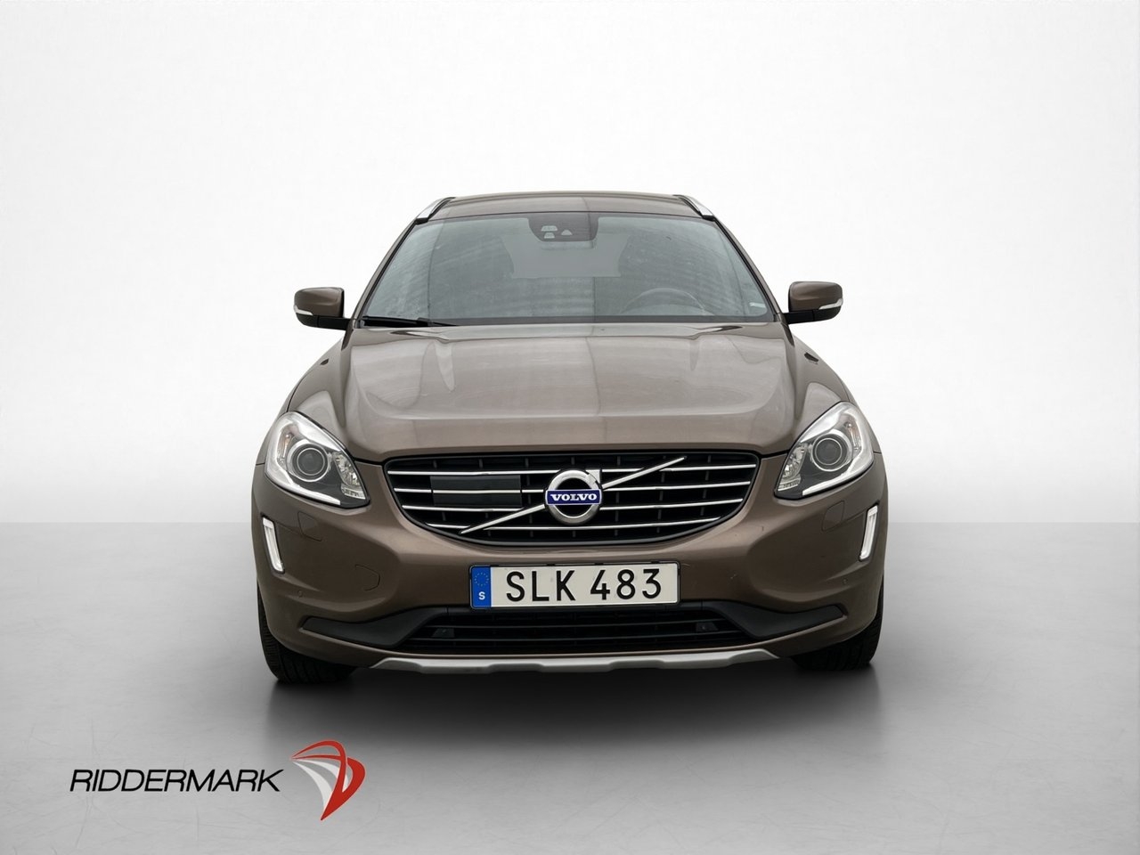 Volvo XC60 D4 Summum Classic 2017, photo 2/10