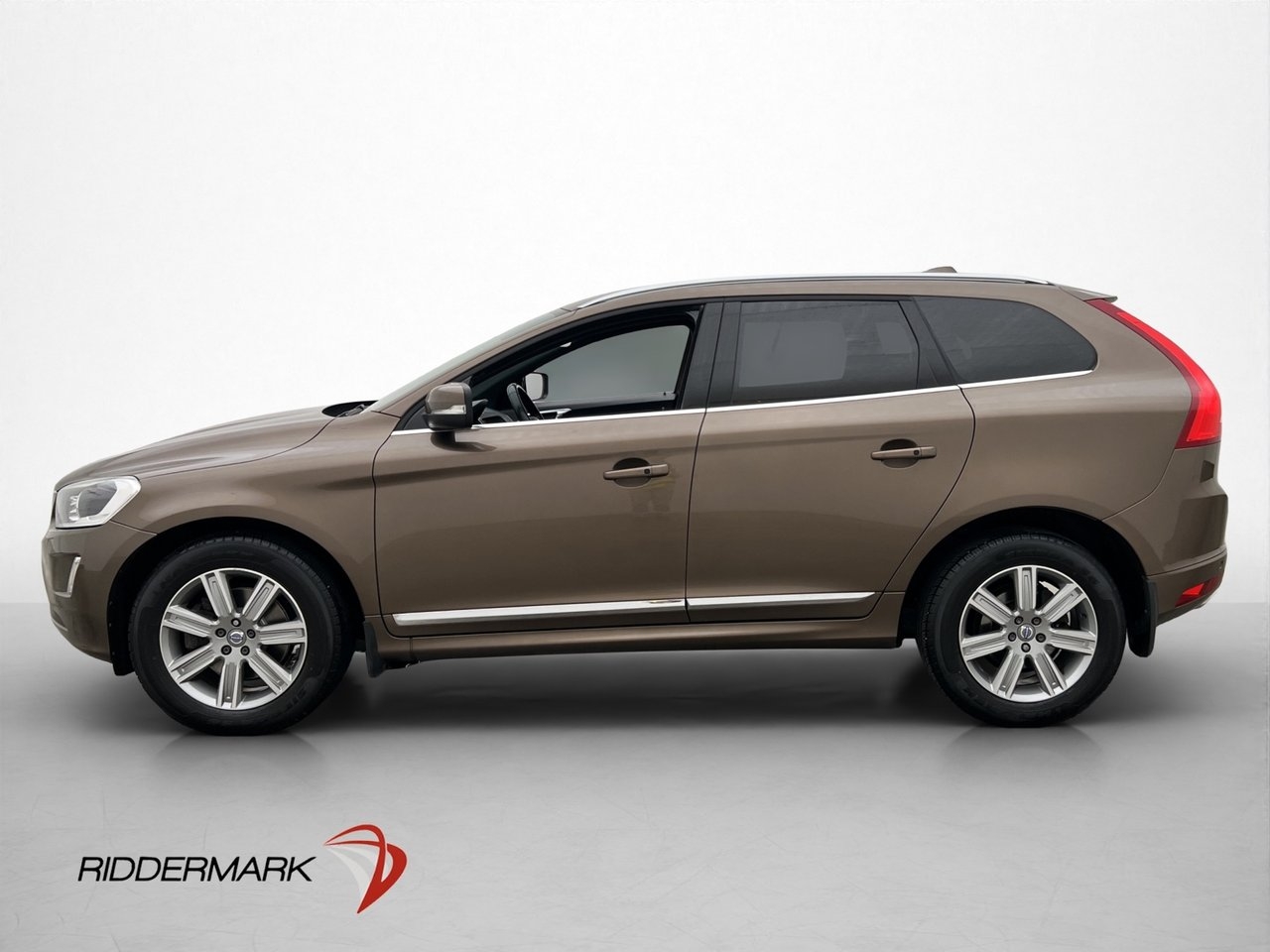 Volvo XC60 D4 Summum Classic 2017, photo 4/10