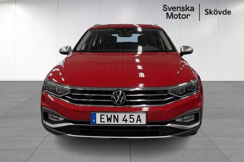 Volkswagen Passat Alltrack 2.0 TDI SCR 2024, photo 2/10