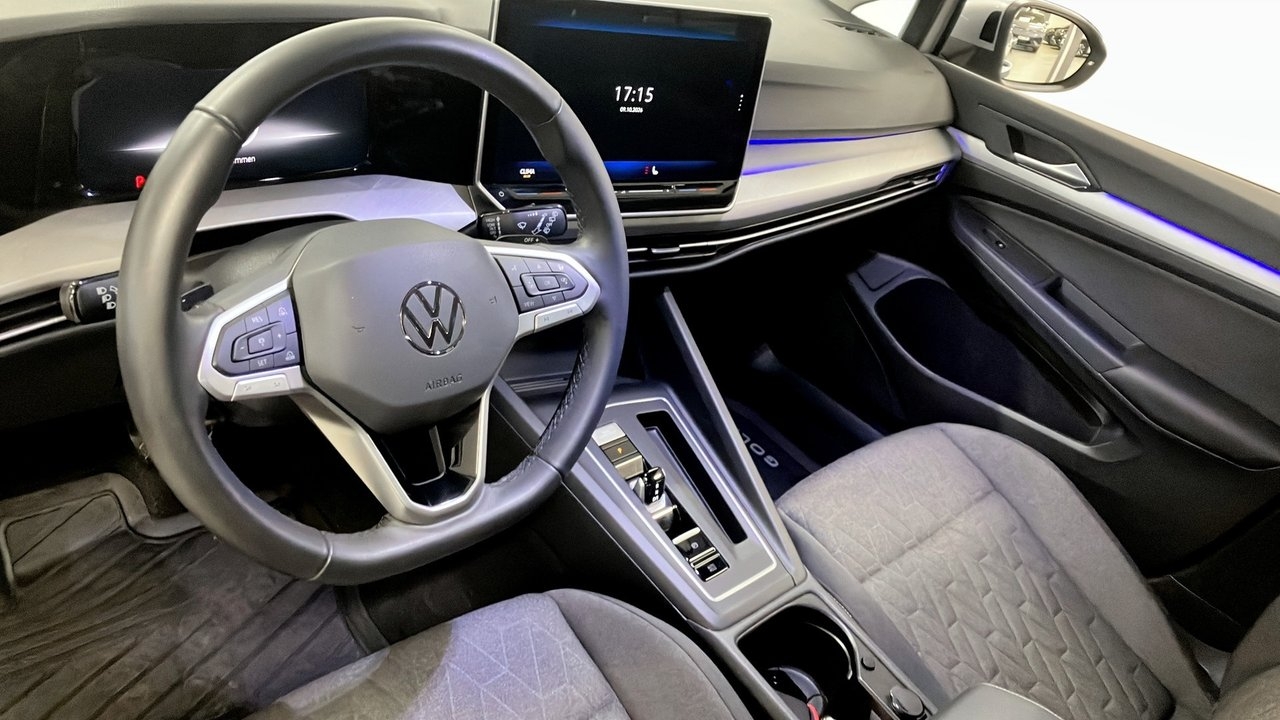 Volkswagen Golf 1.5 eTSI Life 2026, kuva 7/12