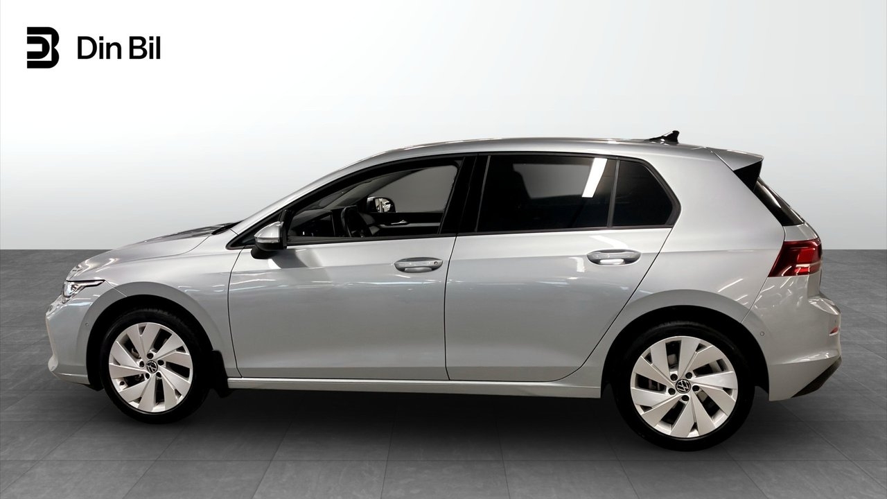 Volkswagen Golf 1.5 eTSI Life 2026, kuva 2/12