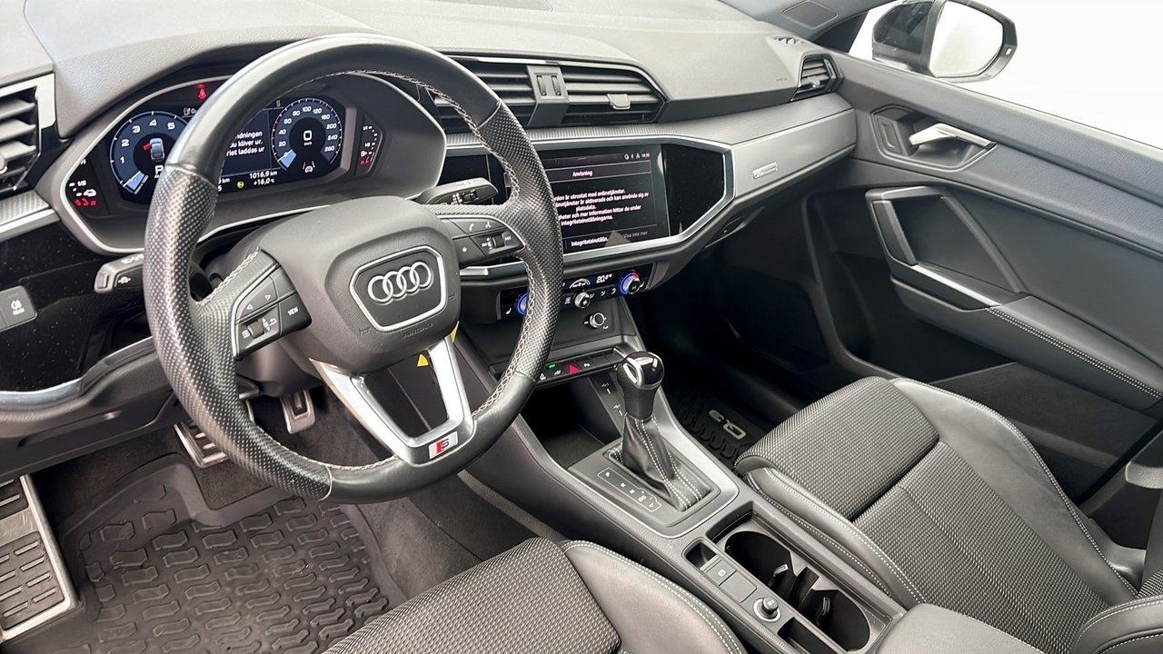 Audi Q3 45 TFSI e S line 2024, bild 7/10