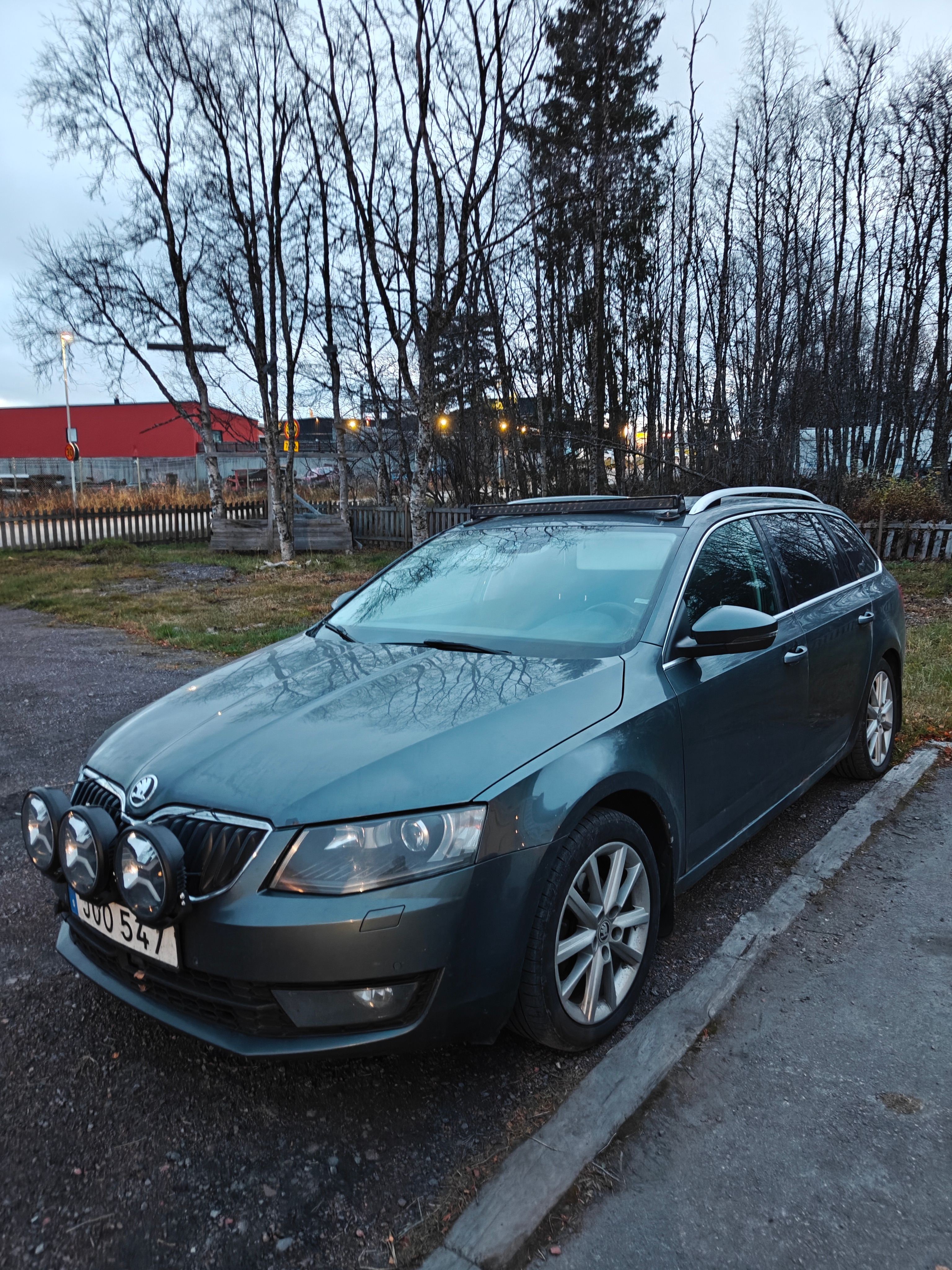 Skoda Octavia 2.0 TDI 2014, bild 2/5