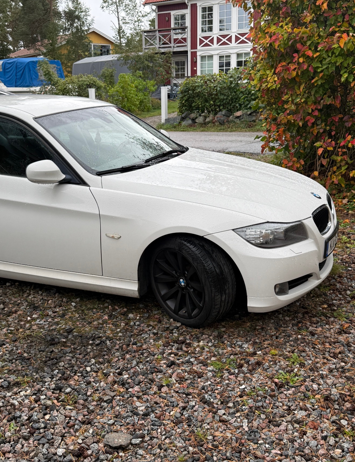 BMW 320d 2011, bild 6/6