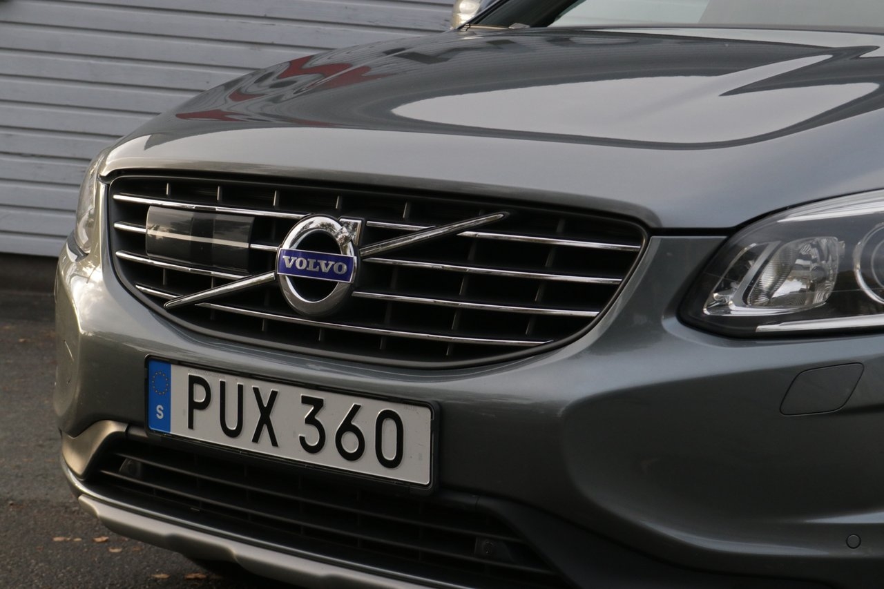Volvo XC60 D4 Summum Classic 2017, bild 3/10