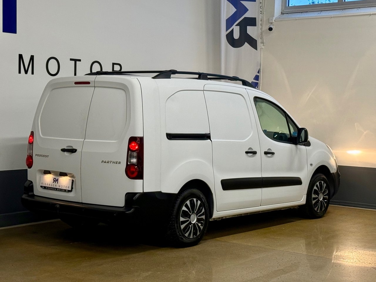 Peugeot Partner BlueHDi 100 2016, kuva 5/10