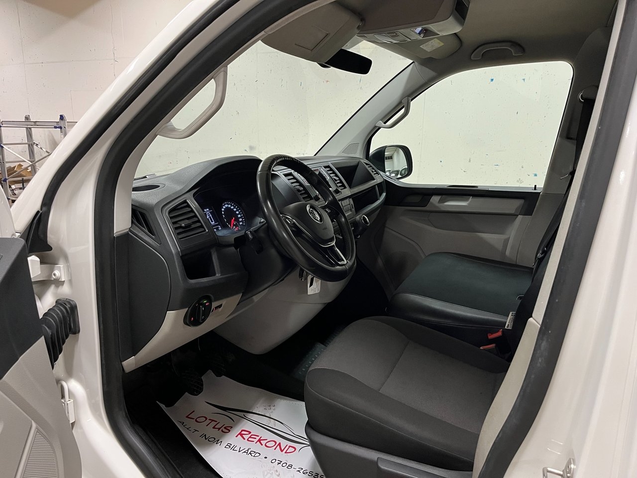 Volkswagen Transporter 2.0 TDI SCR 2019, bild 5/9