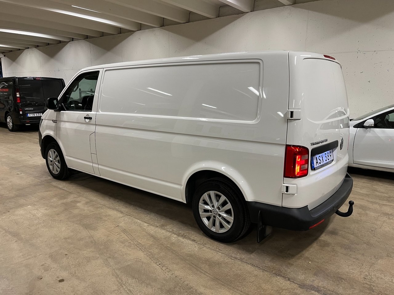Volkswagen Transporter 2.0 TDI SCR 2019, bild 2/9