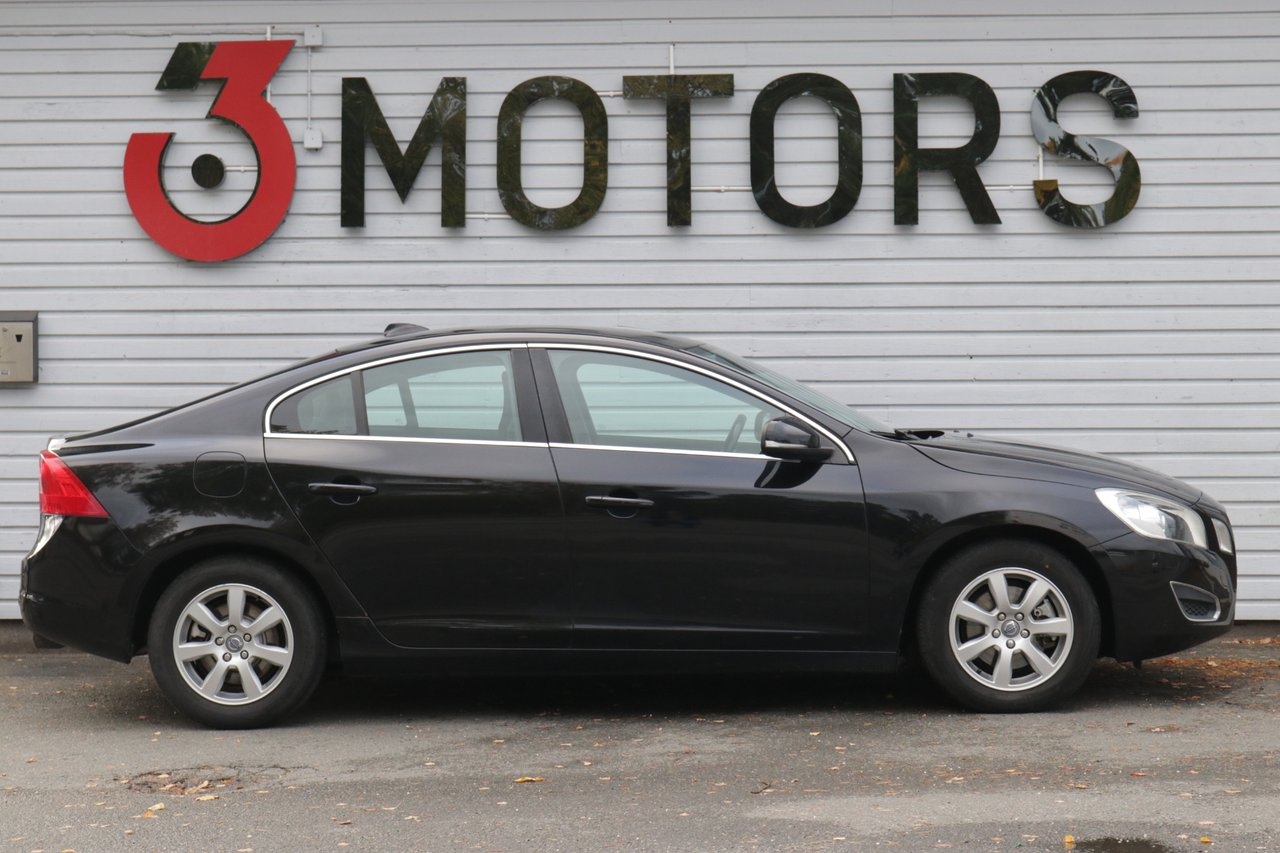 Volvo S60 T3 Momentum 2012, bild 4/10