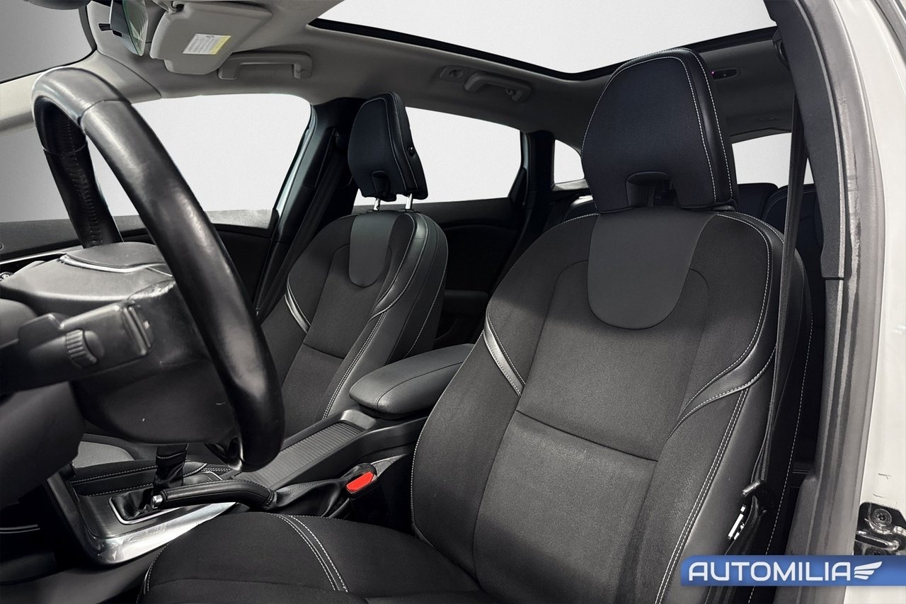 Volvo V40 T3 Momentum 2014, bild 6/10