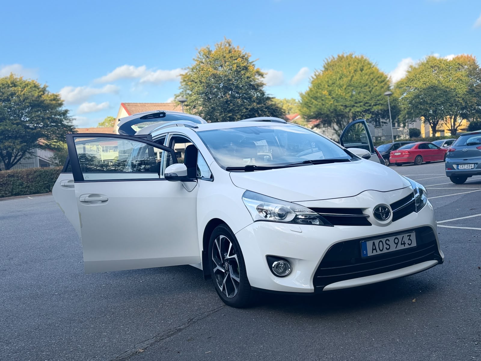 Toyota Verso 1.6 D-4D 2014, bild 2/8
