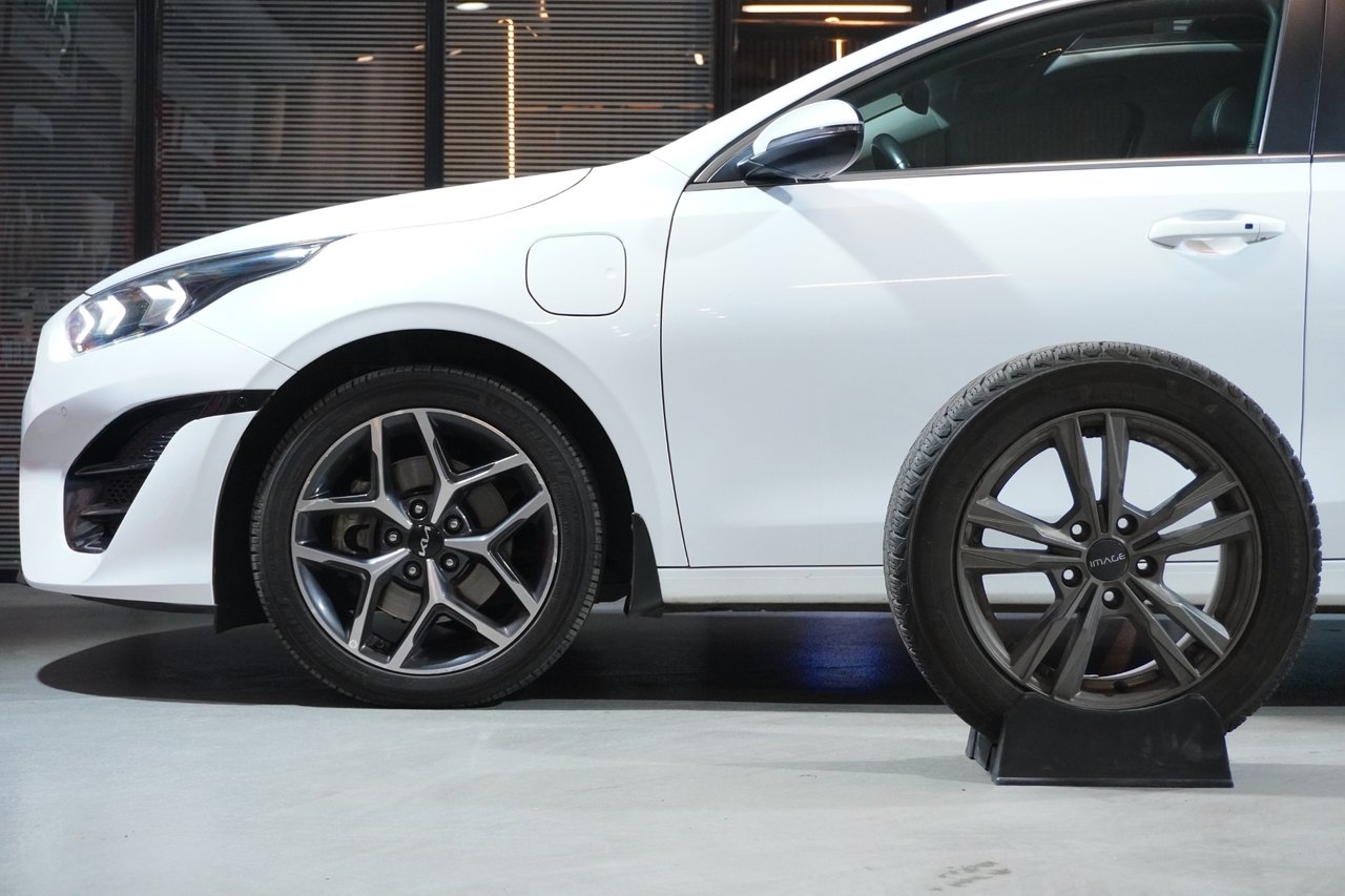 Kia Ceed 1.6 GDI Advance Plus 2023, bild 5/10