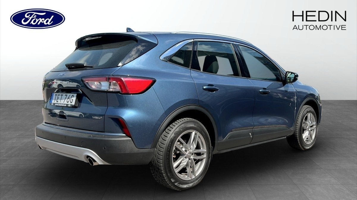 Ford Kuga 2.5 Plugin-Hybrid Titanium 2022, bild 2/9