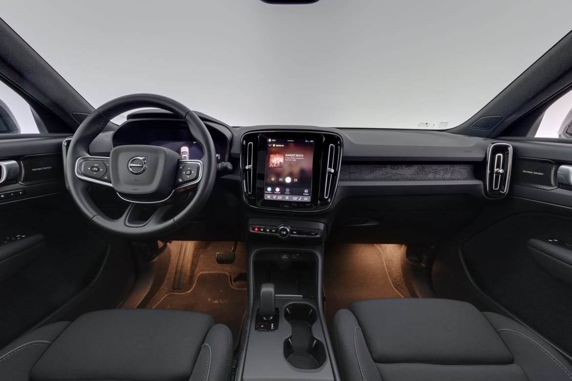 Volvo EX40 2025, bild 7/28