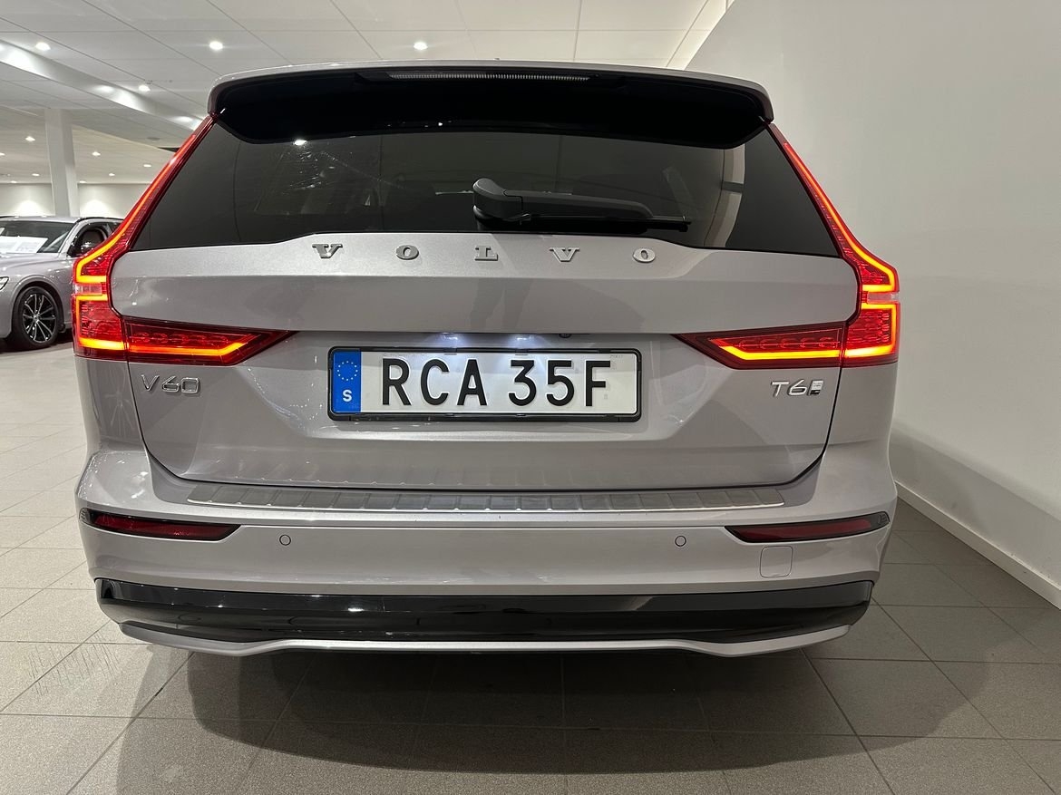 Volvo V60 T6 Plus Dark Nordic 2026, bild 3/10