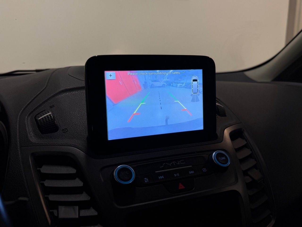 Ford Transit Connect 2020, bild 13/14