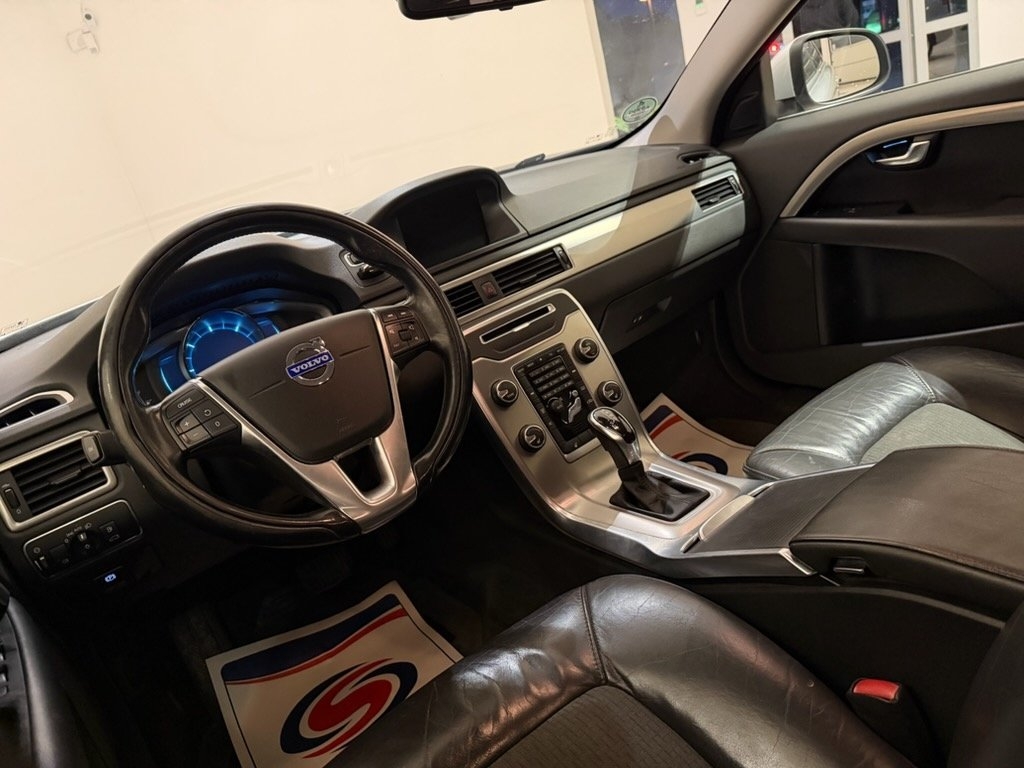Volvo V70 D4 Momentum 2014, bild 8/8