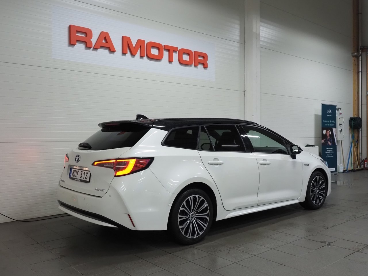 Toyota Corolla 1.8 Hybrid Executive 2020, kuva 5/25