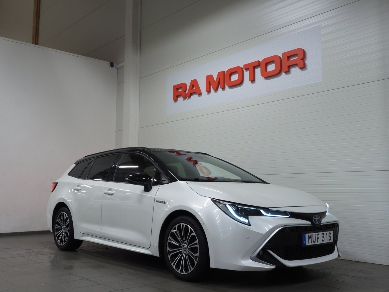 Toyota Corolla 1.8 Hybrid Executive 2020, kuva 3/25