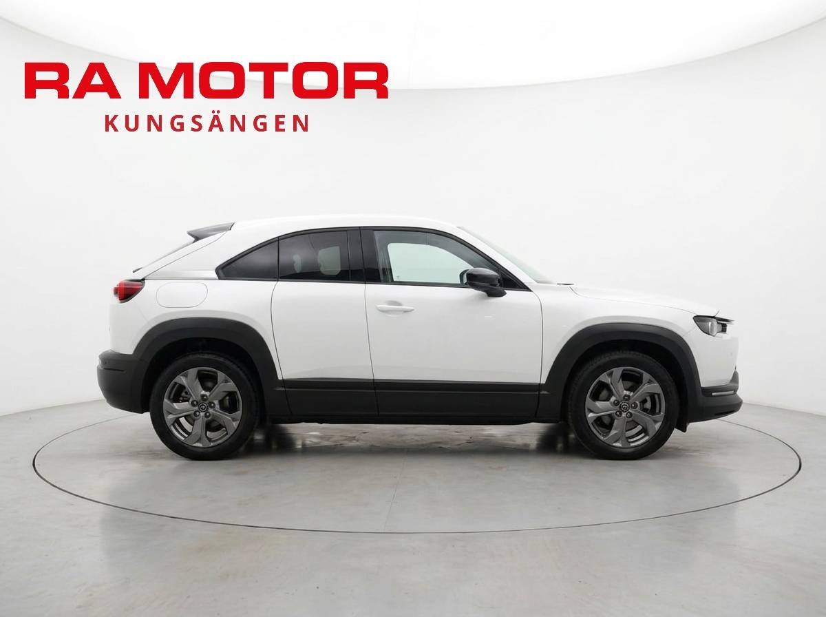 Mazda MX-30 e-SKYACTIV 145hk 2022, bild 6/10